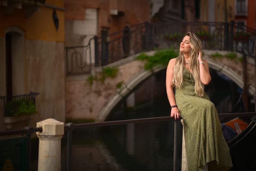 Photoshoot in Venice: Your Story, Our Lens - Book Now! - Rialto Bridge and San Marco Square, the classic Venice combo without guesswork