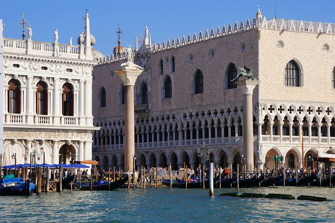 Private 3 hrs Venice Tour: St Mark's, Walking tour & Boat tour - St Mark’s Square and Basilica: the main event done the smart way