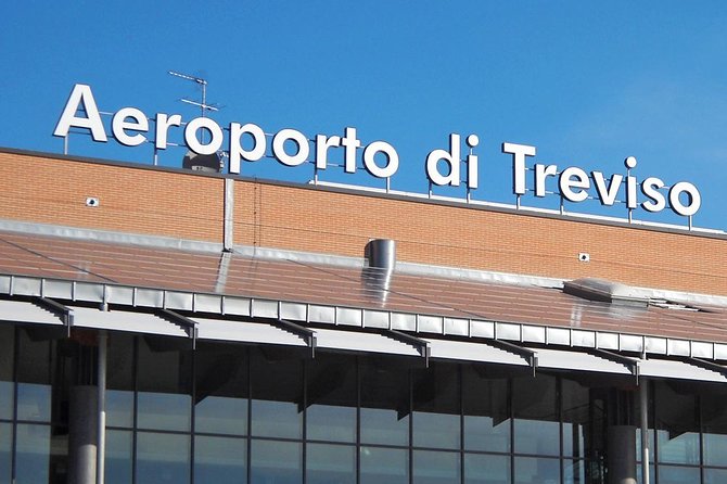 Private Arrival Transfer: Treviso Airport to Venice Hotels - Who this transfer suits best, and who might pass