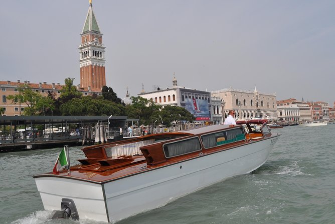Private Arrival Transfer: Treviso Airport to Venice Hotels - Meet-and-greet vs full-service: what actually changes in Venice