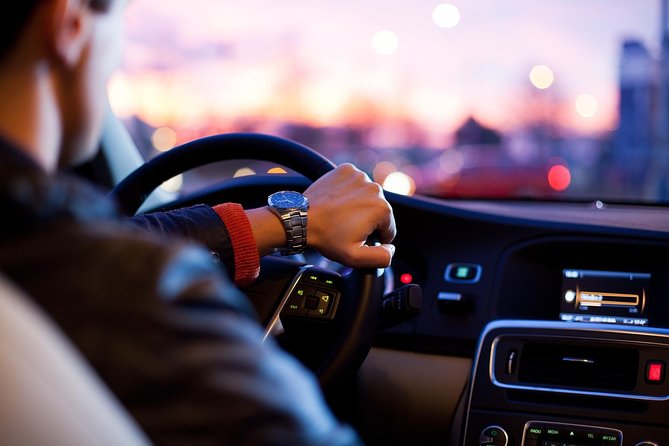 Private Arrival Transfer: Venice Marco Polo Airport - A Stress-Free Arrival: Car to Piazzale Roma, Then Into Venice