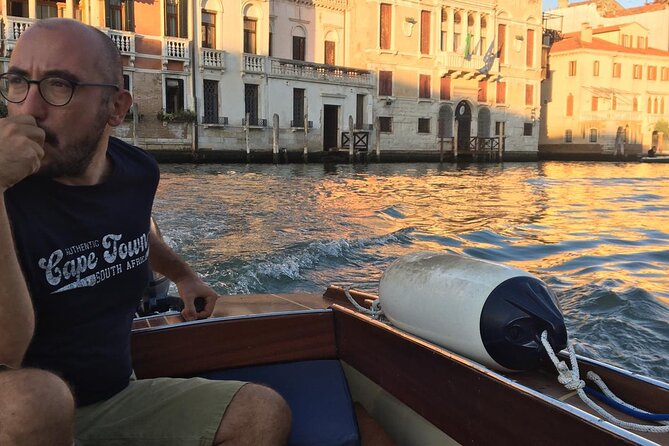Private Boat Experience: Discover Venice from the Water - Canale della Giudecca: making the route yours