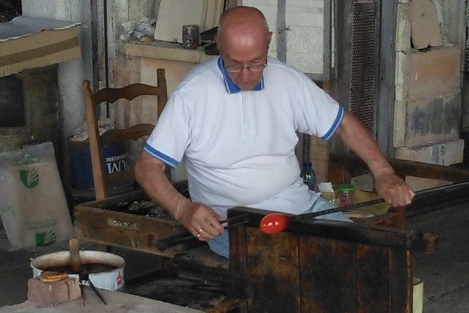 Private Boat Tour to Murano, Burano and Torcello - Stop 2: Murano’s Ellegi glassworks stop with private access
