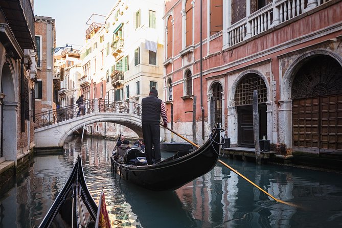 Private Crafted Gondola Ride on the Grand Canal - Gritti Palace and Peggy Guggenheim: architecture and art at canal speed