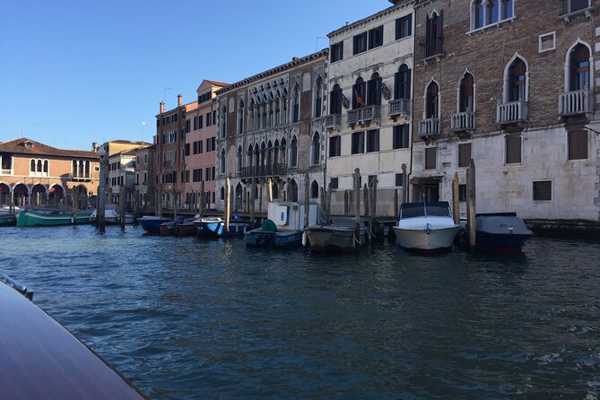 Private Departure,Transfer: Venice Cruise Terminal to Marco Polo Airport - Picking the Right Mercedes: Comfort and Space for Groups