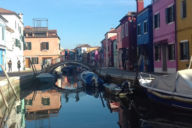 Private Excursion by Typical Venetian Motorboat to Murano, Burano and Torcello - The Murano Duomo Stop: A Short Sighting with Big Atmosphere