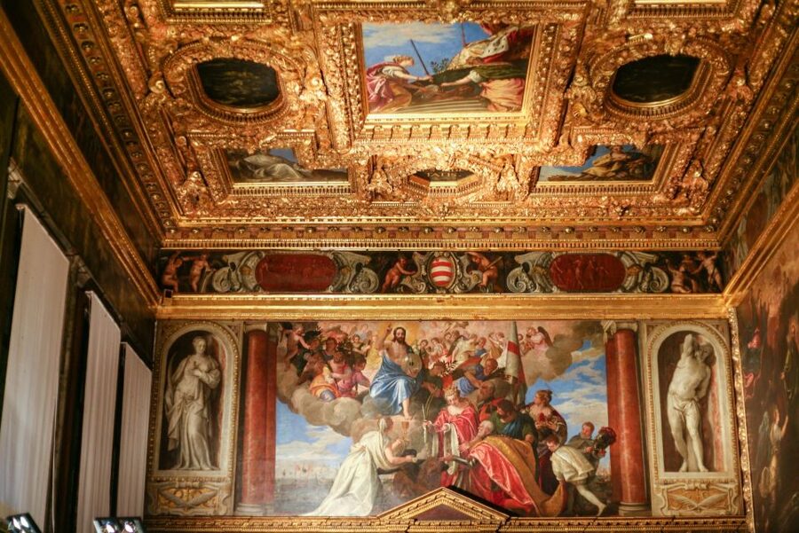 Private Family Tour of Venice with Fun Activities for Kids - Practical tips for families in Venice (so the day runs smoother)