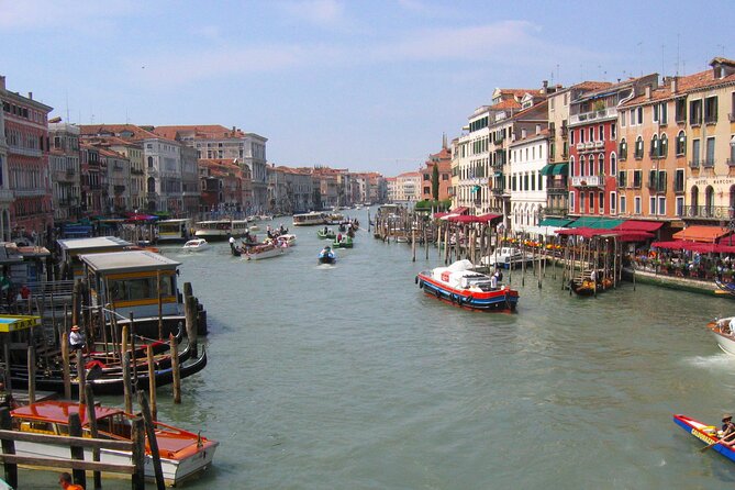 Private Full Day Tour from Milan to Venice with local tour guide and fast train - What Makes the Morning Guide So Valuable (Even If You Only Care About Photos)