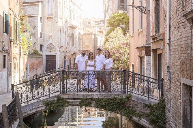 Private Gondola Ride and Photoshoot - Edited photos delivered online, plus why “take home” really matters