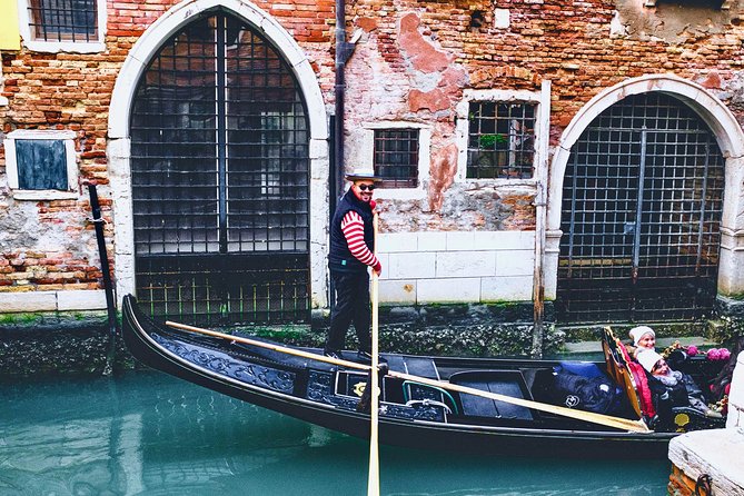Private Gondola Ride in Venice - Stop one: the Grand Canal section and palace views