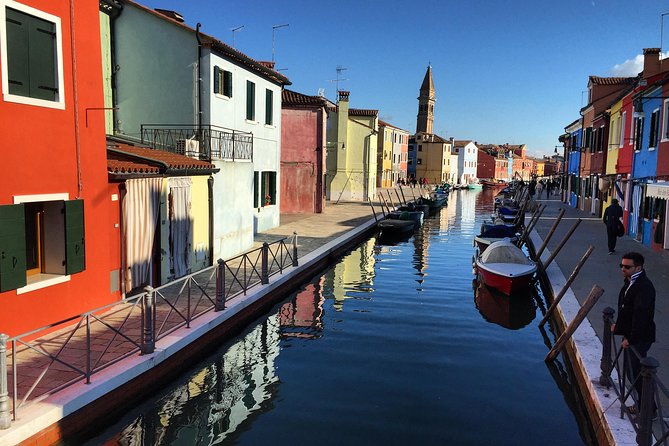 Private Grand Canal Boat Tour , Murano and Burano 6 hours - Murano: glass factory viewing and watching craft happen in real time