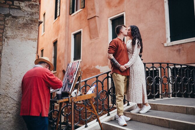 Private Photo Shoot in Venice with Gondola Ride Included - Basilica di Santa Maria della Salute and Teatro La Fenice: Architecture That Snaps in Photos