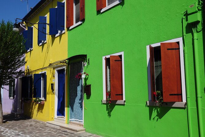 Private Tour Murano and Burano - Getting to the lagoon without the hassle tax