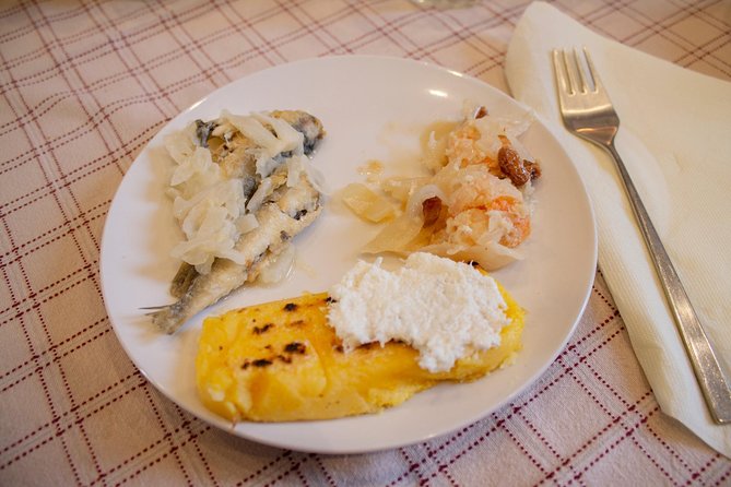 Private Venice Cooking Class and Market Tour with Fun Local Laura - Inside Laura’s kitchen: the hands-on 1.5 hour lesson