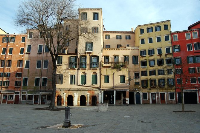 Private Walking Tour: Cannaregio and the Jewish Ghetto - Ghetto Ebraico synagogue visit: what to expect inside