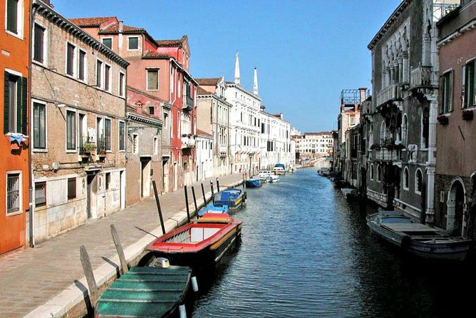 Private Walking Tour: Cannaregio and the Jewish Ghetto - Cannaregio sestiere: canalside streets, churches, and the meaning of ghetto