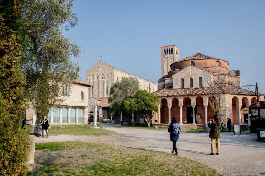 Punta Sabbioni: Murano, Burano & Torcello Guided Boat Tour - What a typical day looks like on the boat