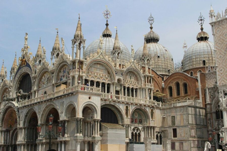 Saint Mark Basilica Priority Access & Audio Guide Option - Smart Packing and Dress Rules for a Smooth Entry
