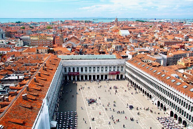 Saint Marks Basilica, Doge's Palace and Gondola tour in Venice - That Gondola Ride: How to Avoid the Most Common Frustrustration