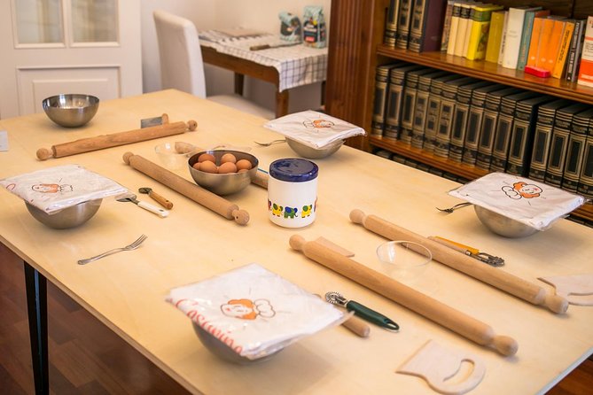 Share Your Pasta Love in a Local’s Home in Venice - How the 90 minutes really flow (and what to taste)