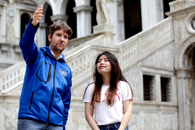 Skip-the-Line: Doge's Palace & St. Mark's Basilica Fully Guided Tour - Meeting Point and What the 2-Hour Format Means