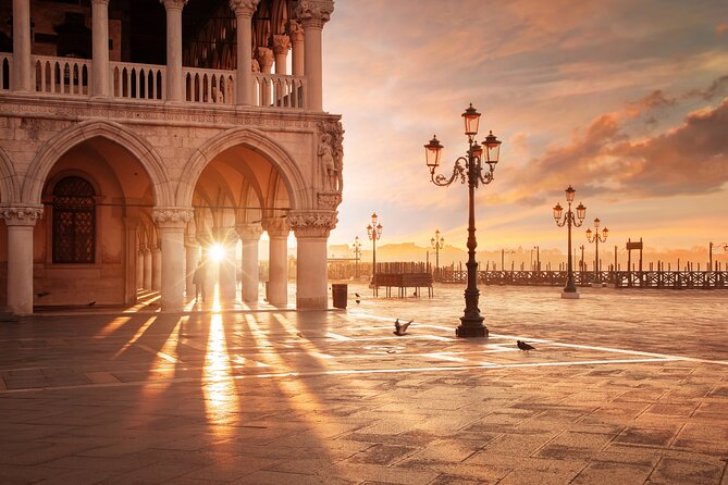 Skip-the-Line: Doge's Palace & St. Mark's Basilica Fully Guided Tour - Piazza San Marco First: Get Oriented Before You Go Inside