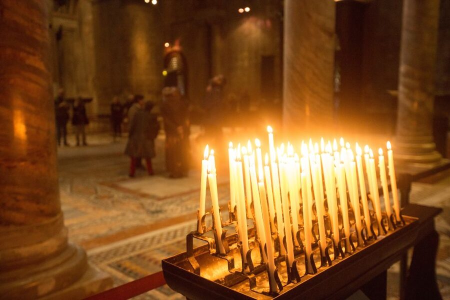 Skip the Line: St. Mark's Basilica Guided Tour - Getting In Fast: Skip-the-Line Entry Through St. Peter’s Door