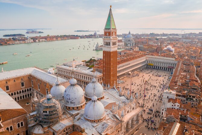 Skip the Line St. Mark's Basilica Tour - Listening Comfort: Audio Receivers in a Noisy, Crowded Church