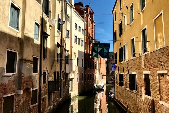 Small Group Tour Historical and Charming Venice Jewish Ghetto - Ghetto Ebraico: First Jewish Ghetto Rules, Synagogue Clues, and WWII Impact