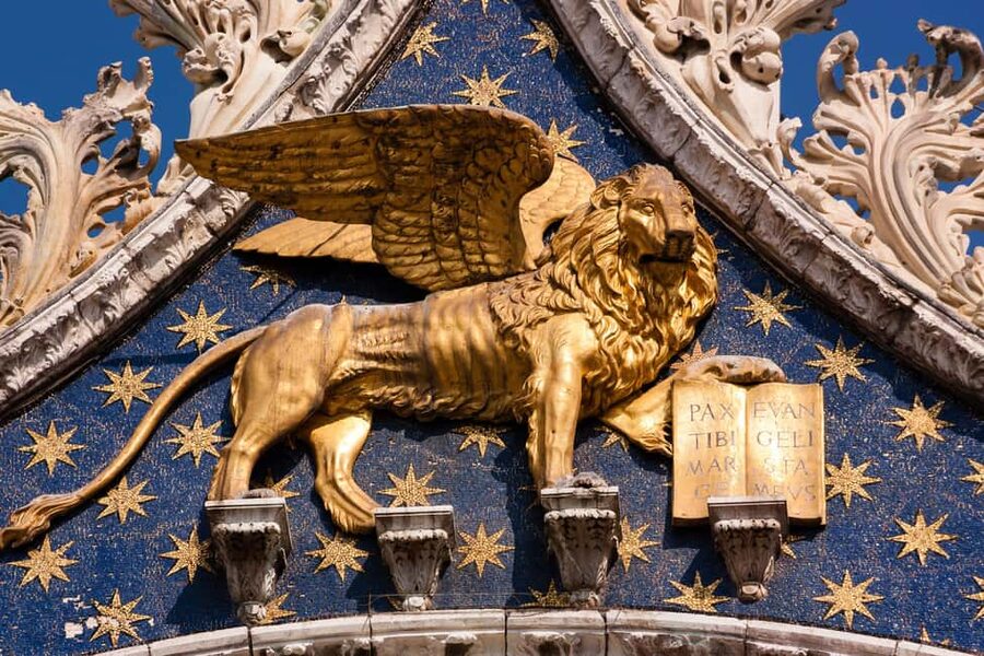 St Mark's Basilica and Doge's Palace Priority Entry Ticket - Meeting Point Near San Zaccaria, and How the Visit Typically Flows
