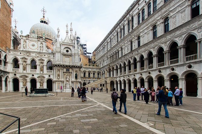St Mark's Basilica & Doge's Palace with Secret Passages Access - Beyond the prison, Venice’s government rooms and “how checks worked”