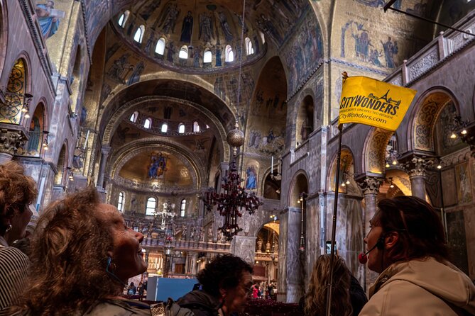 St. Mark’s Basilica Guided Tour with Venice Canals Gondola Ride - The quick guided walk toward Rialto, Campo stops, and Marco Polo’s doorstep