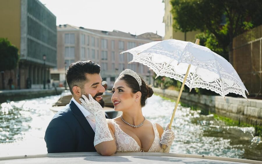 Stylish Photoshoots in Venice - Why this stylish Venice shoot works better than you think
