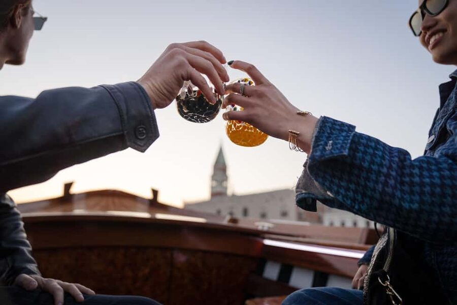 Sunset Serenity Cruise in the Venice Lagoon - Practical Tips: Shoes, Sunscreen, Cameras, and One Tiny Etiquette List