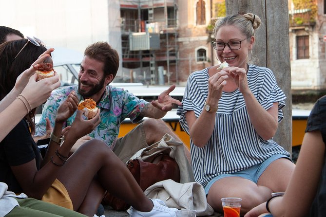 Tapas & Wines through secret Venice - The guides and group size, what to expect from the human factor