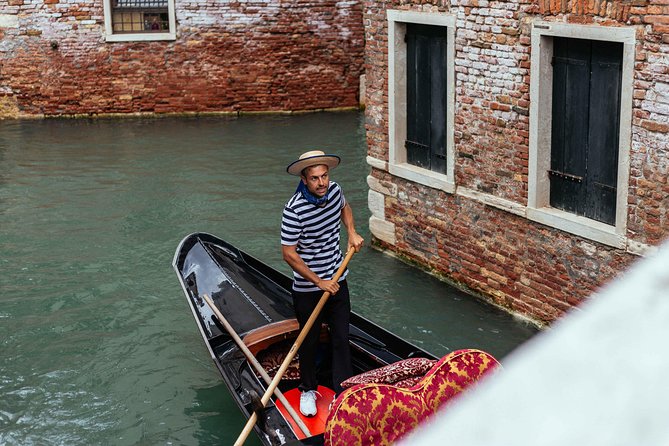 The Best of Venice: San Marco Highlights & Gondola Ride - The gondola ride add-on: plan for what you pay and when