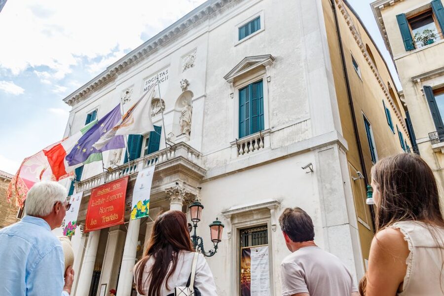 The Majestic Teatro La Fenice: Guided Tour in Venice - Inside the theatre: what the guide actually shows you
