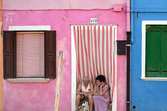 The Secret Corners of Burano - Tips for eating and shopping, with less guessing