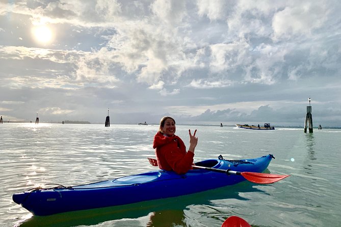Venice: 60' Quick Kayak Tour with guide - Why this 60-minute kayak tour makes sense in Venice