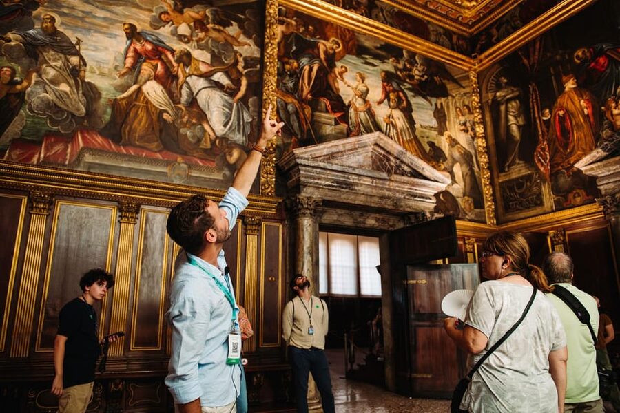 Venice: After-Hours St. Mark’s & Doge's Palace VIP Tour - Doge’s Palace VIP access: dukes, power rooms, prisons, and that Bridge of Sighs