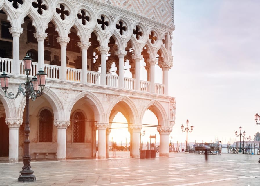 Venice: Basilica and Doge's Palace Priority Ticket and Tour - The 3D intro before St Mark’s: worth your time, even if you hate tech