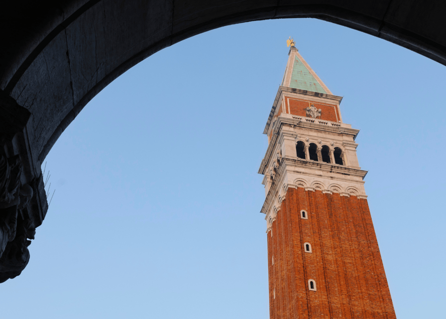 Venice: Bell Tower & St Mark's Square History Gallery Ticket - VR time travel: what you see and what it feels like