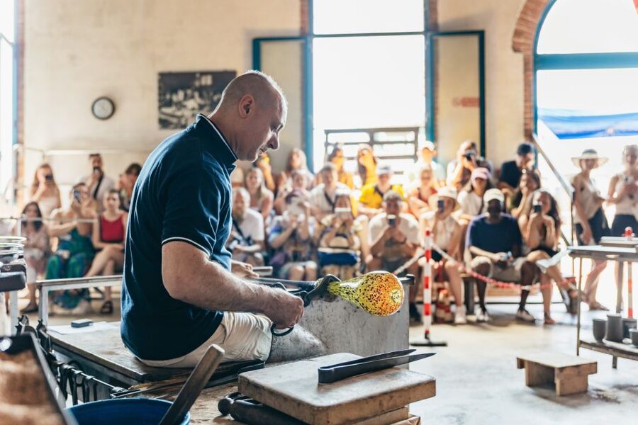Venice: Burano, Torcello & Murano Boat Tour w/Glassblowing - Why the Murano, Burano, Torcello loop is a smart use of a Venice day