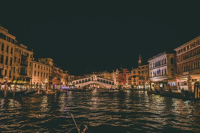 Venice by Night: Highlights & Hidden Gems Tour - Stop 2: Cannaregio at night, where the streets feel less scripted