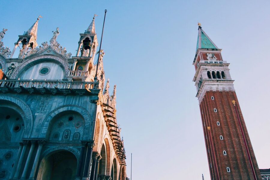 Venice: Byzantine Tour and Skip-the-Line St Mark's Basilica - Bridge of Sighs and Casanova’s prison cell, the Venice drama moment