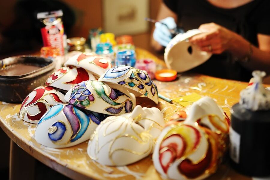 Venice: Carnival Mask Decoration Class at Casanova Prisons - How the 1-hour mask class actually plays out