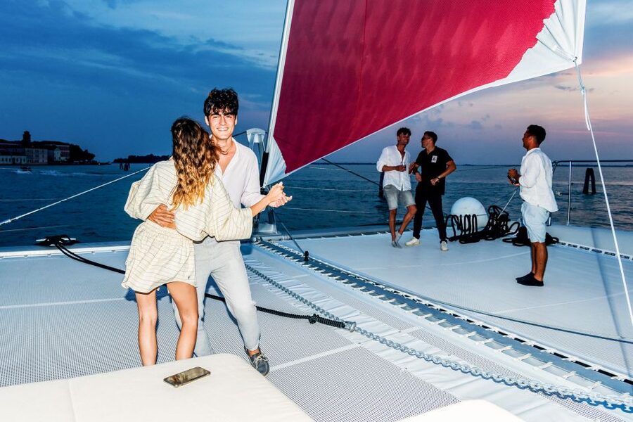Venice: Catamaran Sunset Jazz Cruise with Aperitivo - Key things to know before you go