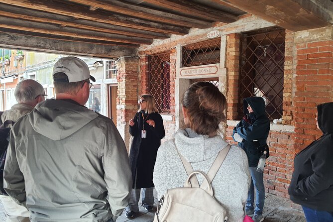 Venice City Highlights Small Group Tour with a local guide - The Confraternity to Art Collections Stop: Venice’s Past Turned Into a Museum Moment