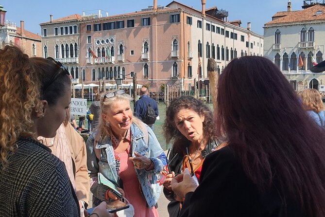 Venice City Highlights Small Group Tour with a local guide - Titian’s Burial Place: Art History With a Direct Sense of Place