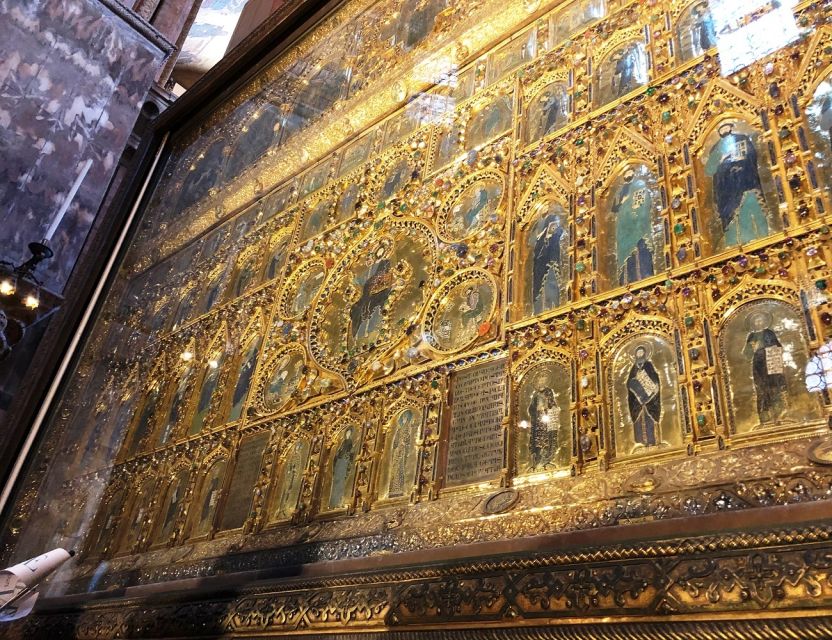 Venice Combo: Gondola, St. Mark’s Basilica Pala d'Oro option - What the guided visit covers, and what you do not get